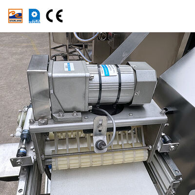 Automatyczna linia do produkcji bułek jajecznych wyposażona w automatyczną linię do produkcji bułek waflowych w celu zwiększenia wydajności produkcji